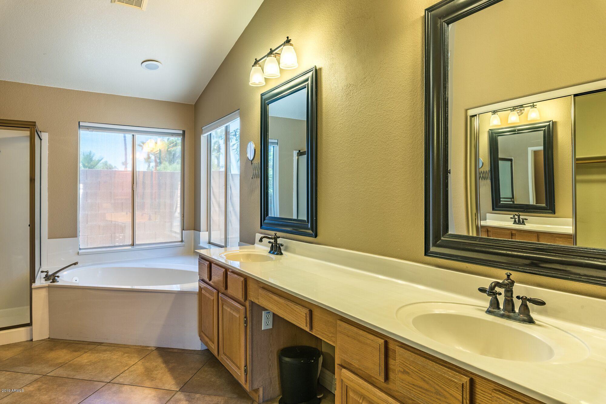 626 W MOUNTAIN VISTA Drive