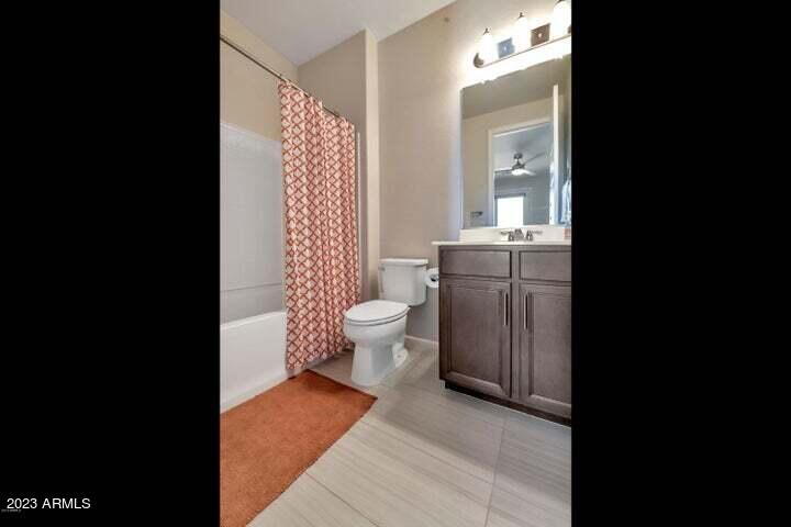 2090 S DORSEY Lane # 1040