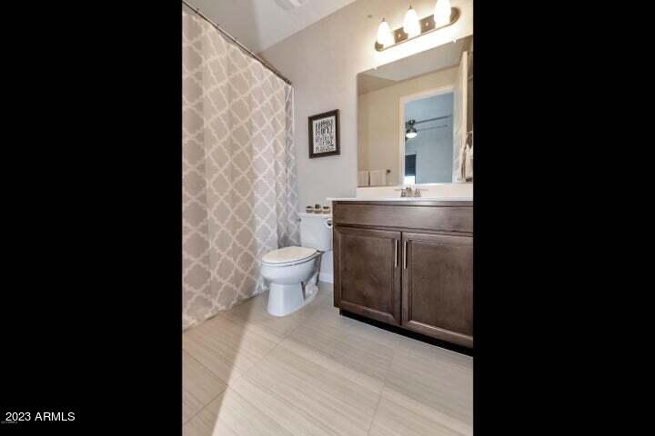 2090 S DORSEY Lane # 1040