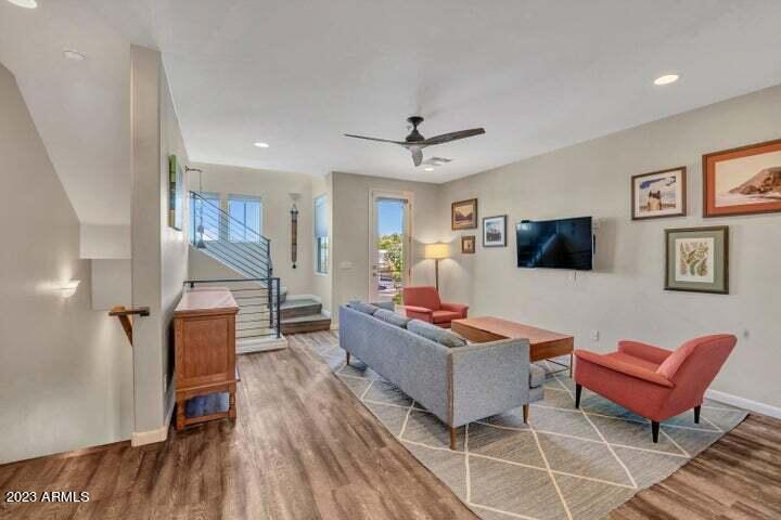 2090 S DORSEY Lane # 1040