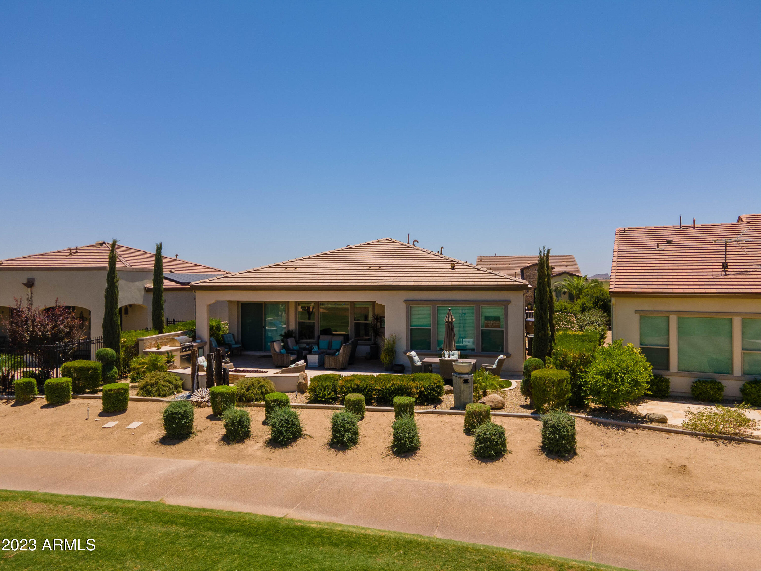 1154 E Copper Hollow Way