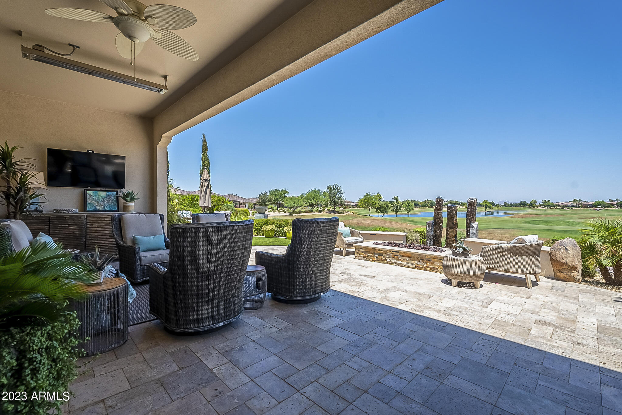 1154 E Copper Hollow Way