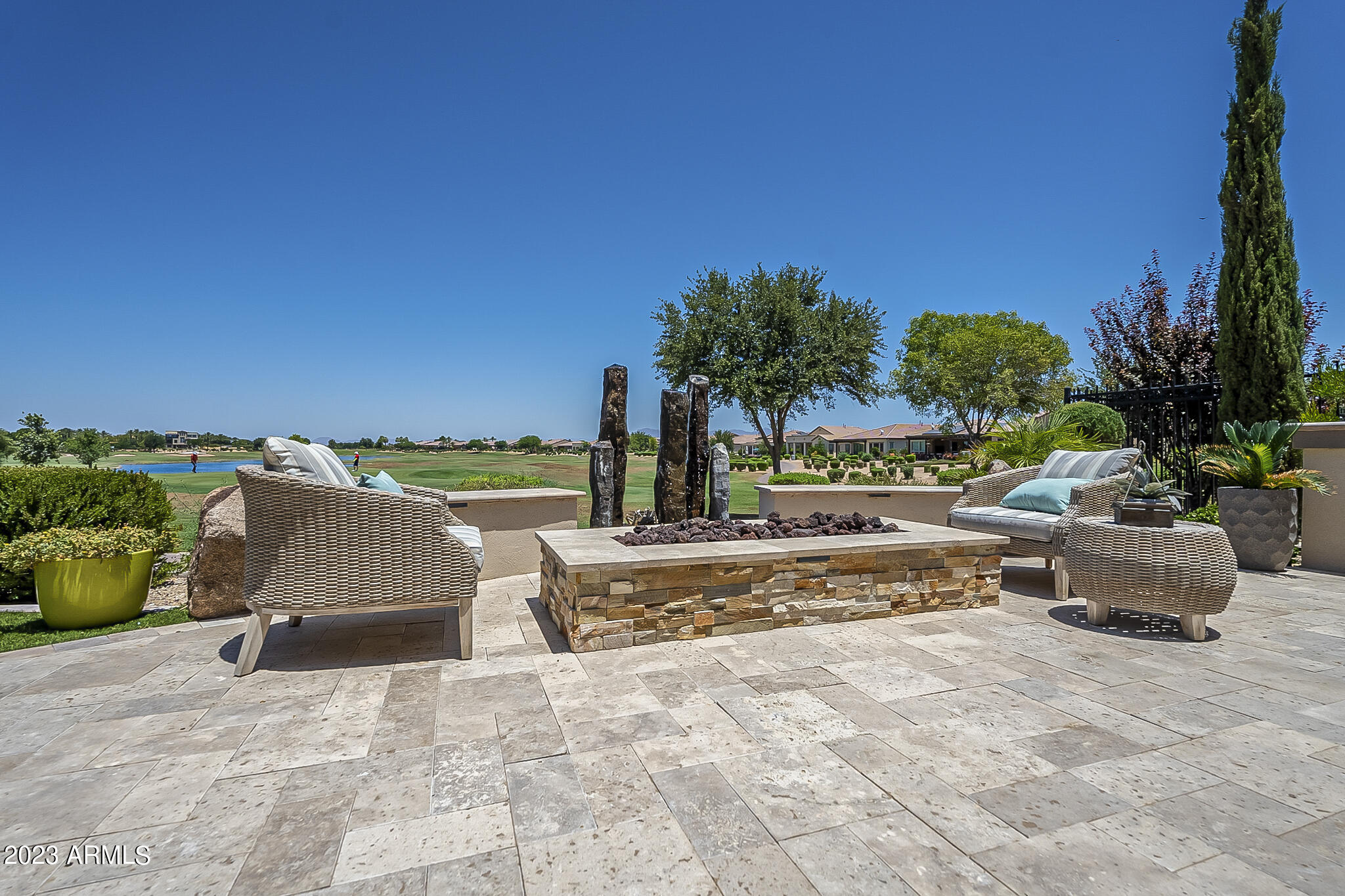1154 E Copper Hollow Way