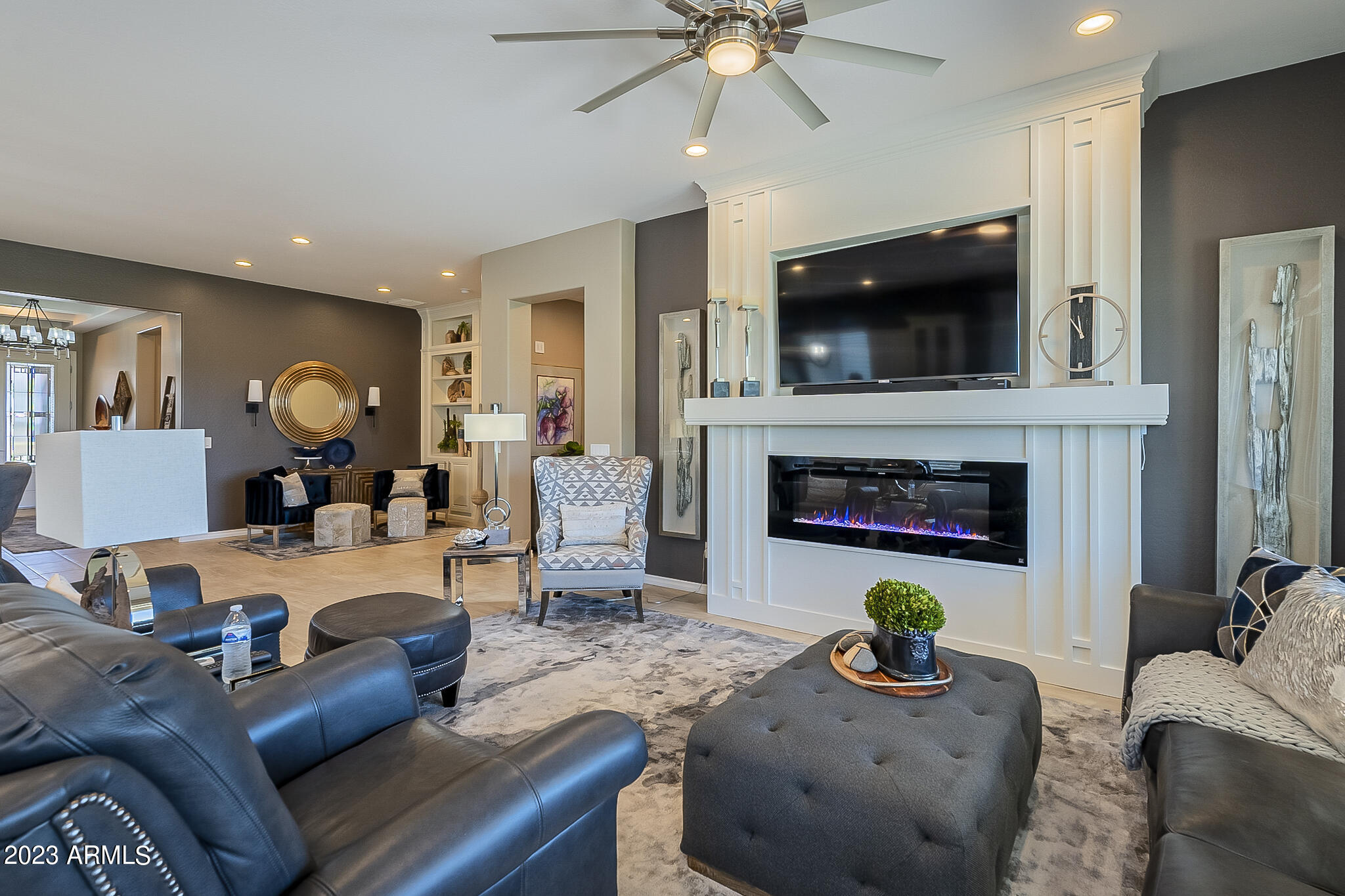 1154 E Copper Hollow Way