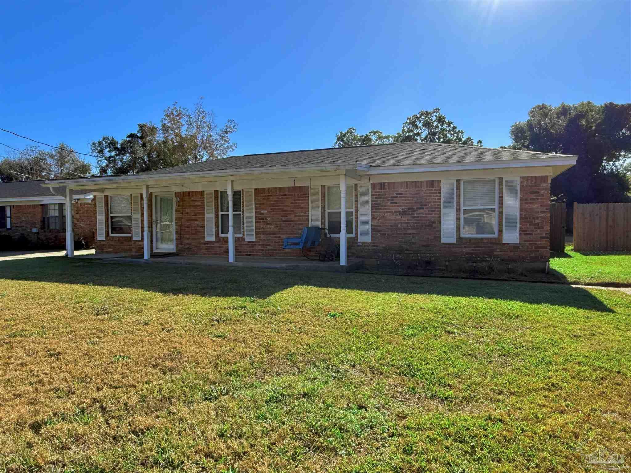 403 Ladybird Ln