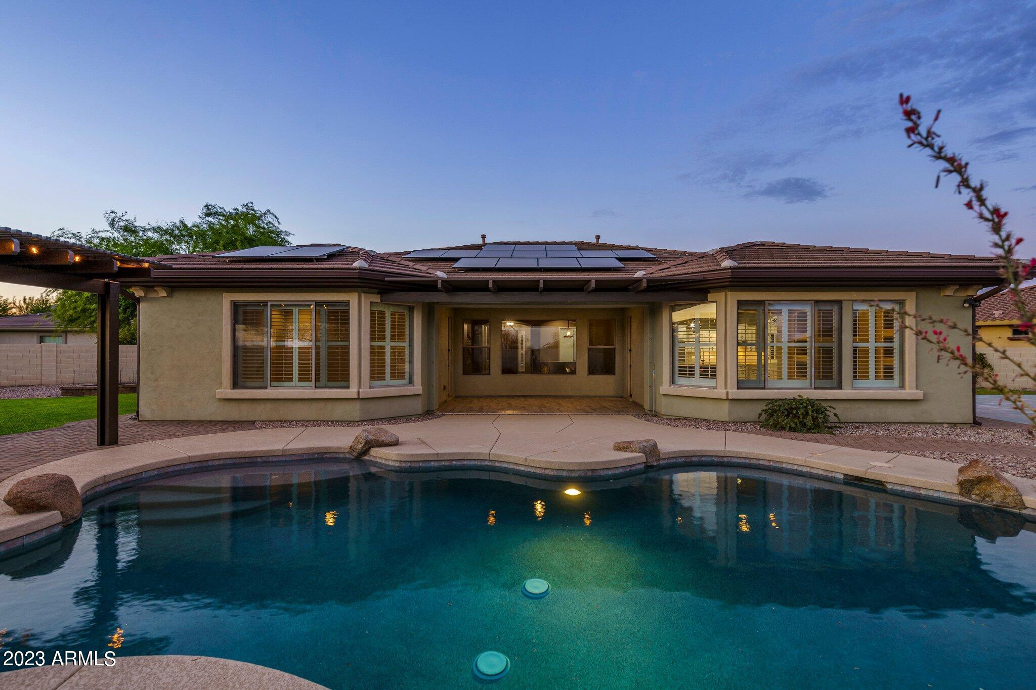 1841 W DUSTY WREN Drive