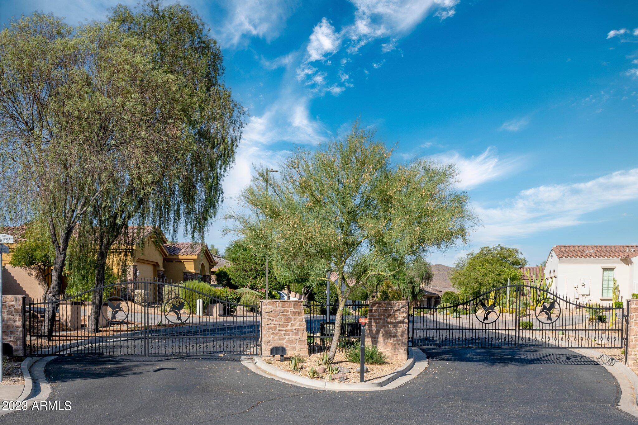 1841 W DUSTY WREN Drive