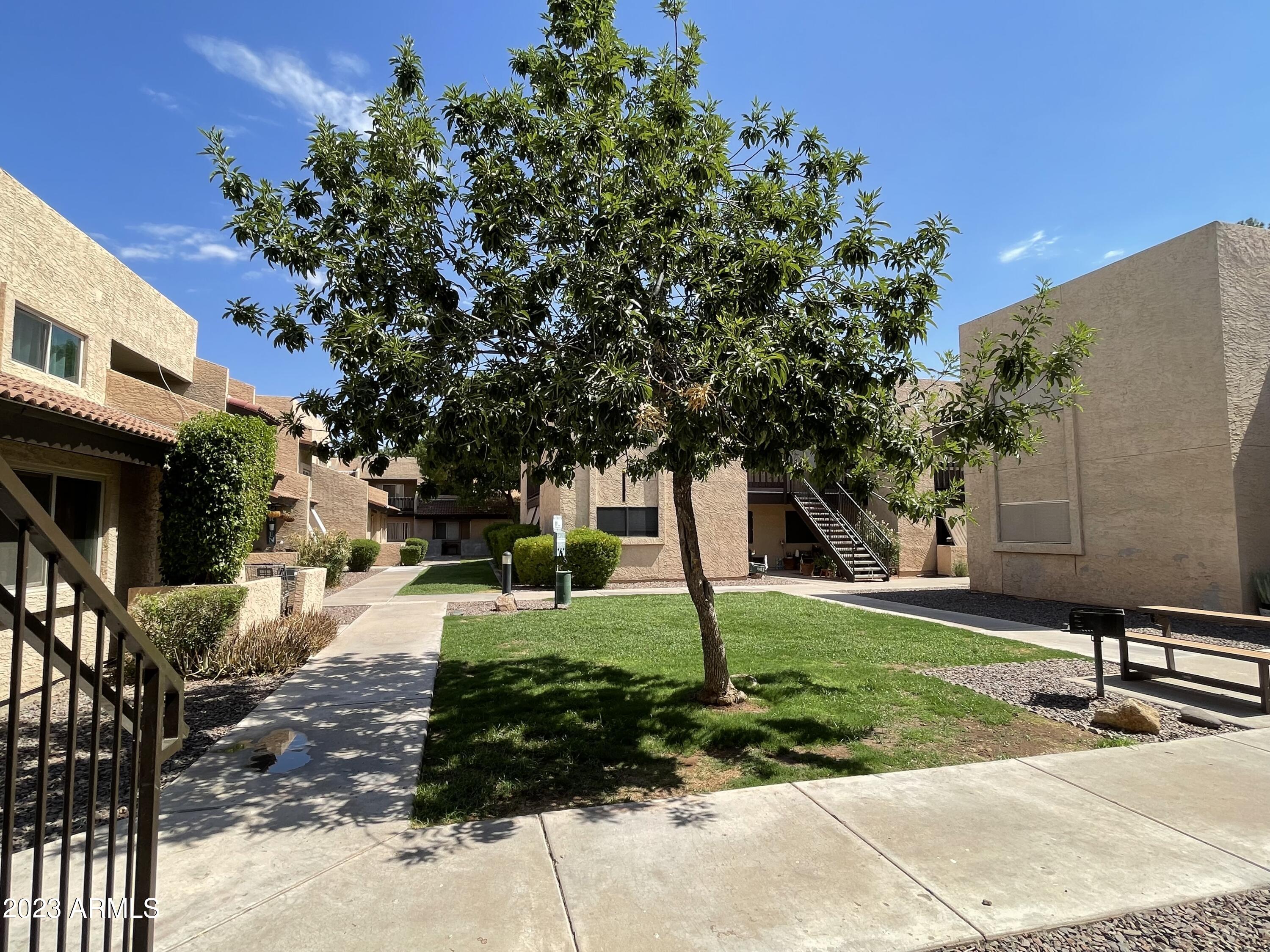 520 N STAPLEY Drive, 116