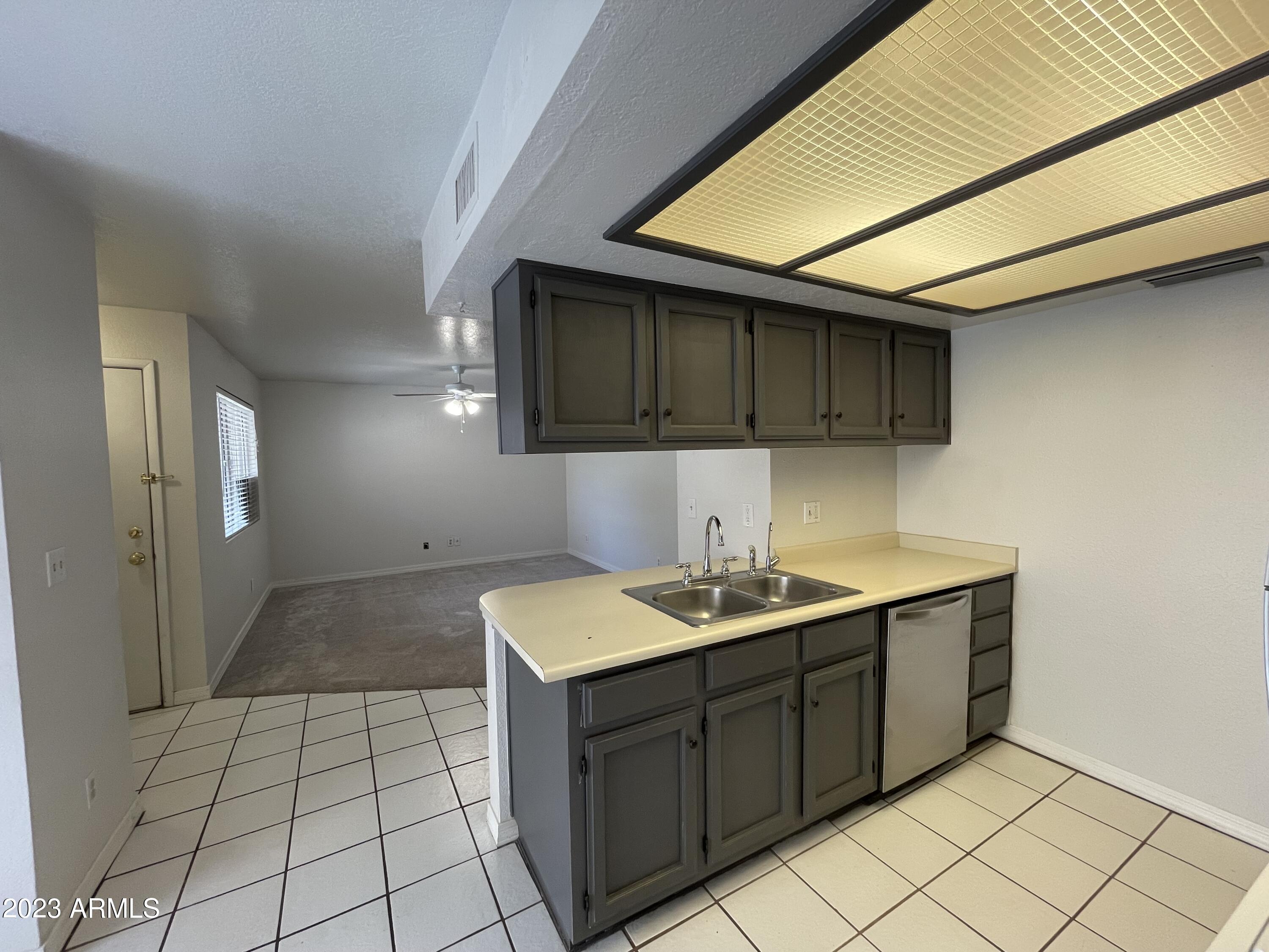 520 N STAPLEY Drive, 116
