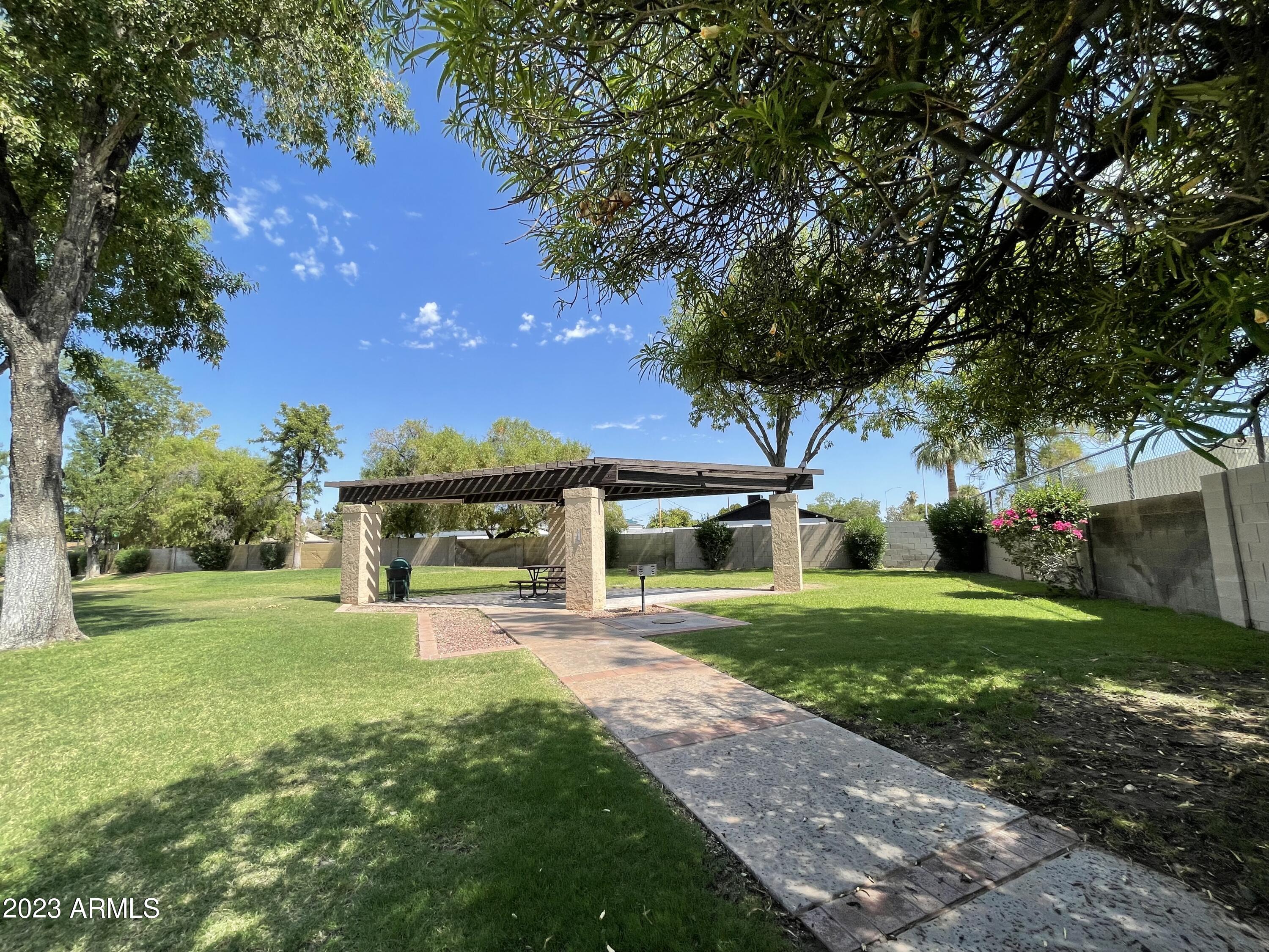 520 N STAPLEY Drive, 116