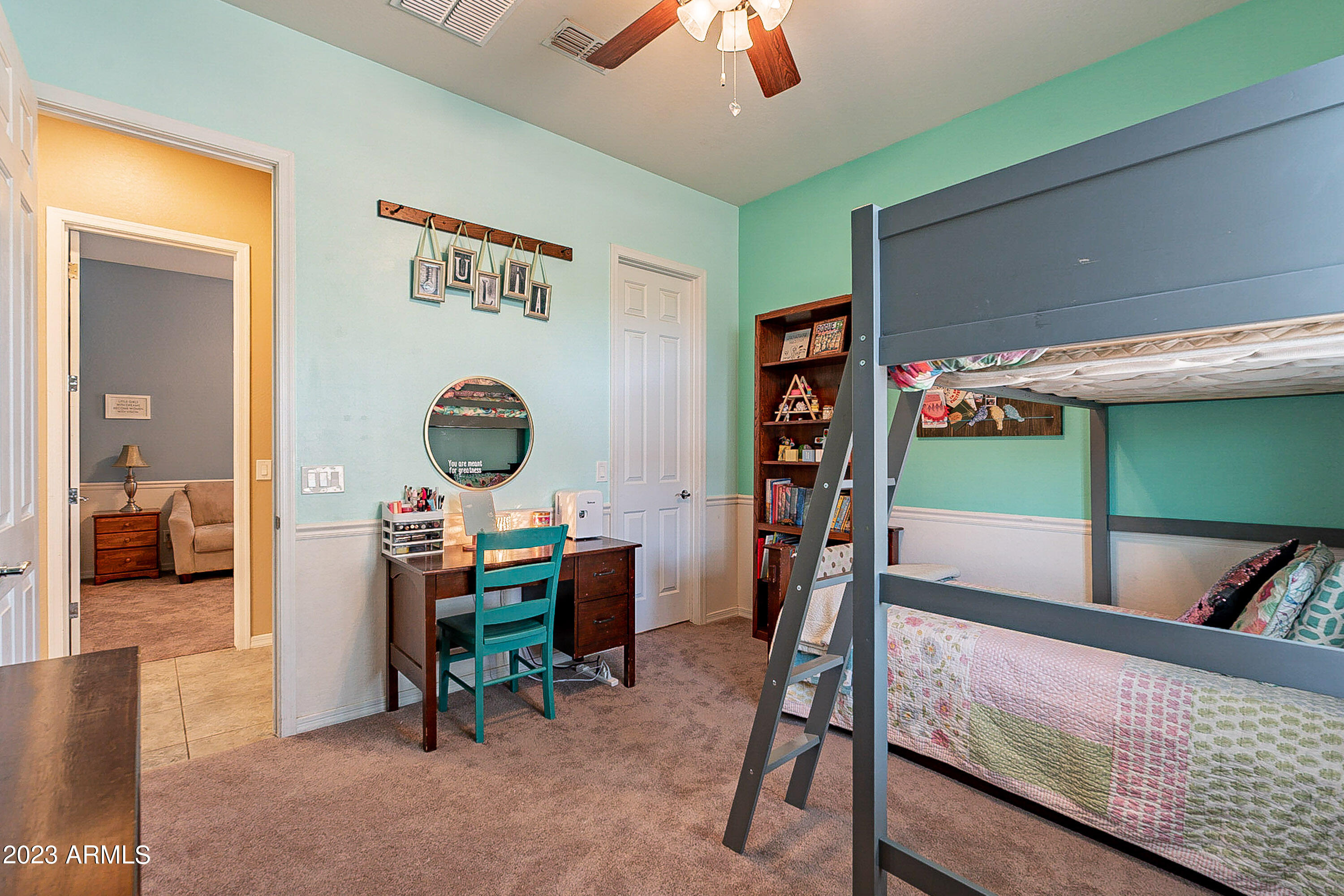 5334 S PARKWOOD --