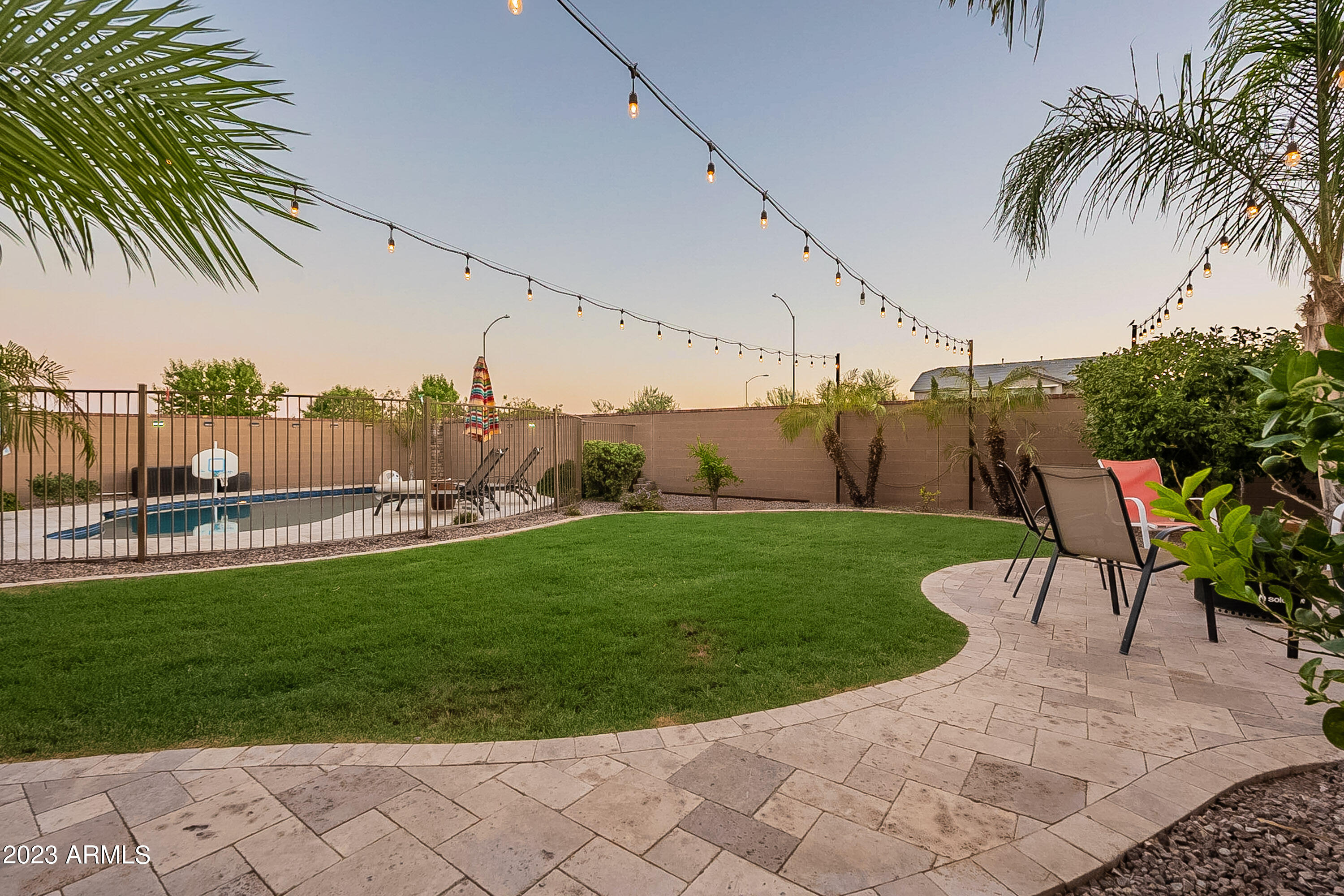 5334 S PARKWOOD --