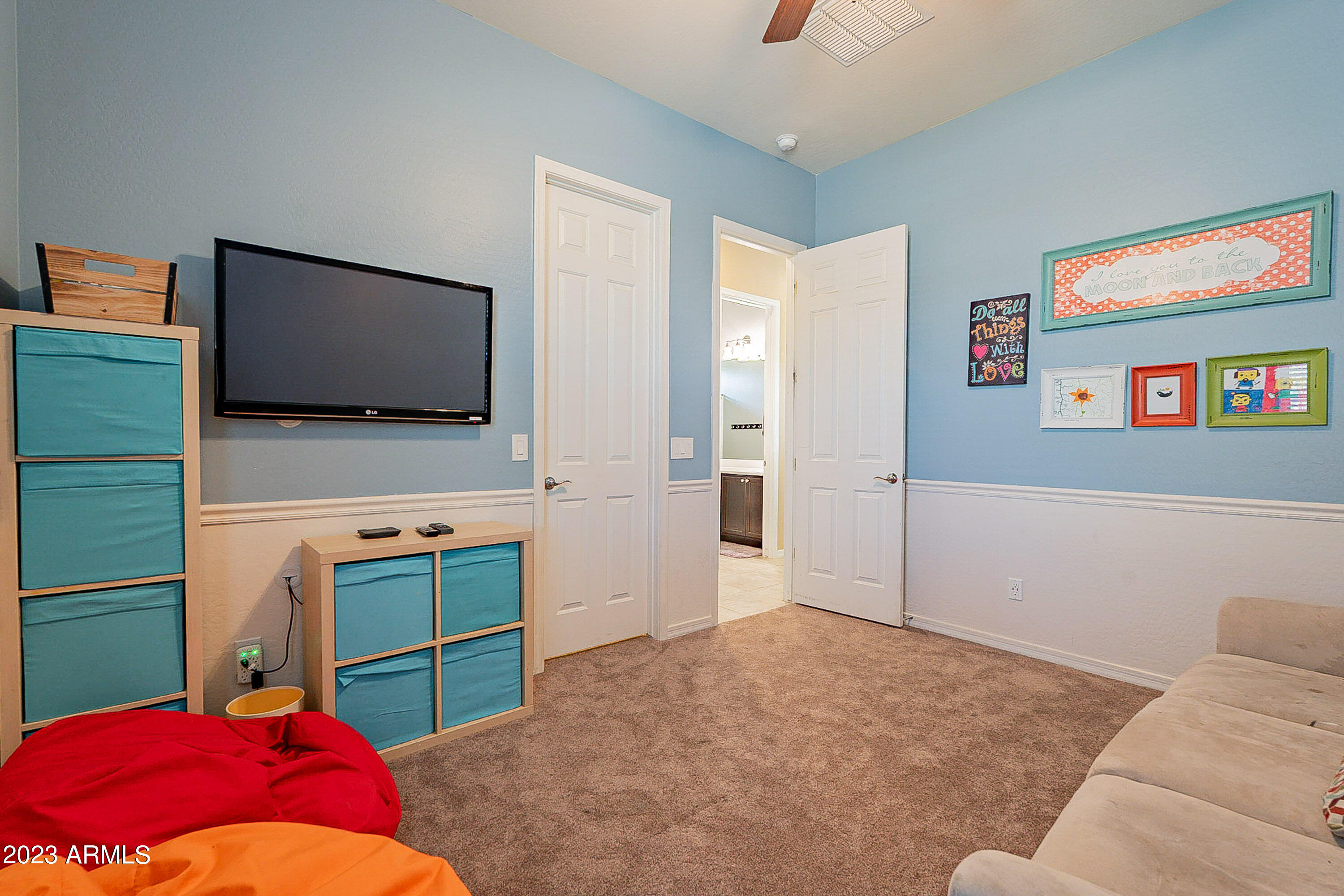 5334 S PARKWOOD --