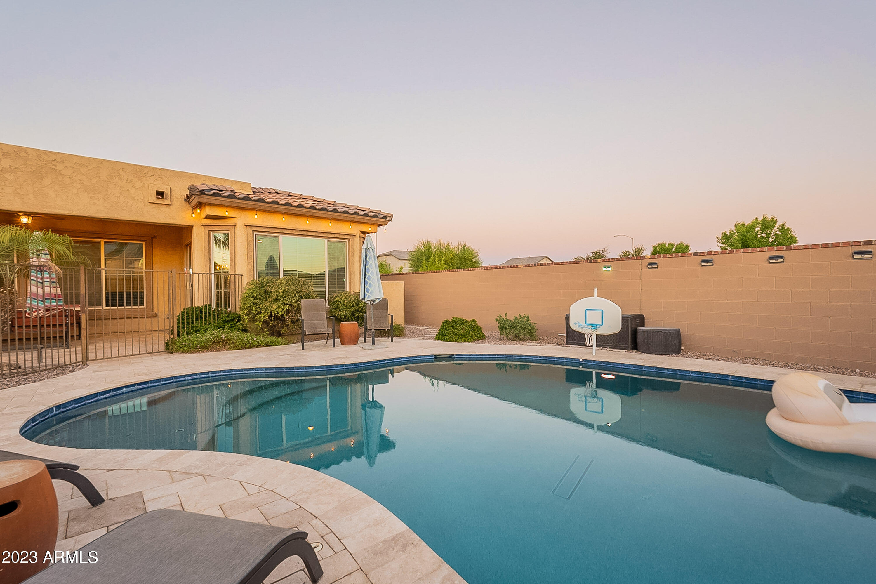 5334 S PARKWOOD --