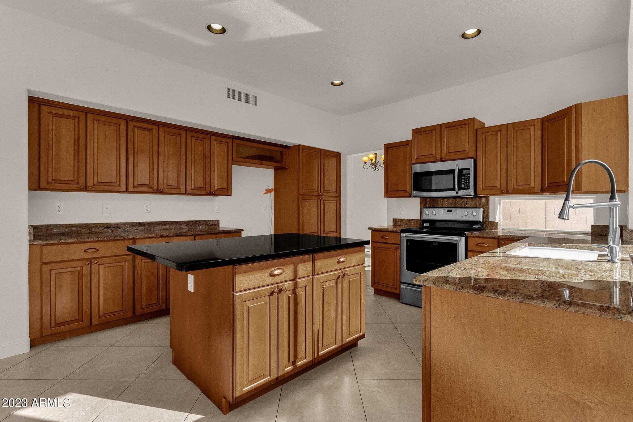 1212 E Rocky Slope Drive