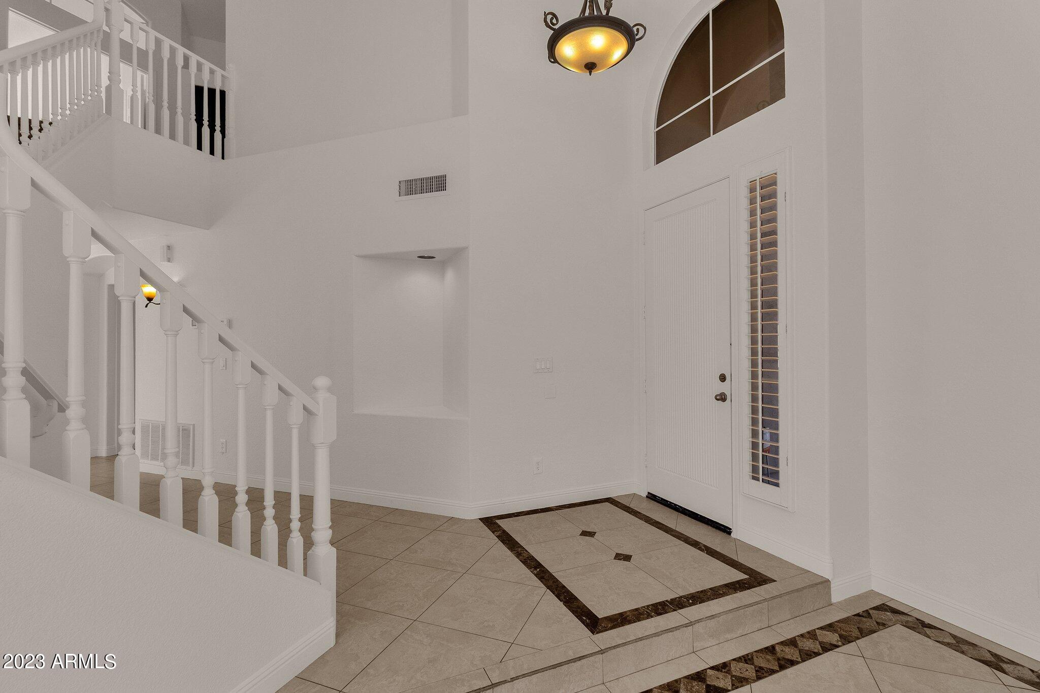 1212 E Rocky Slope Drive