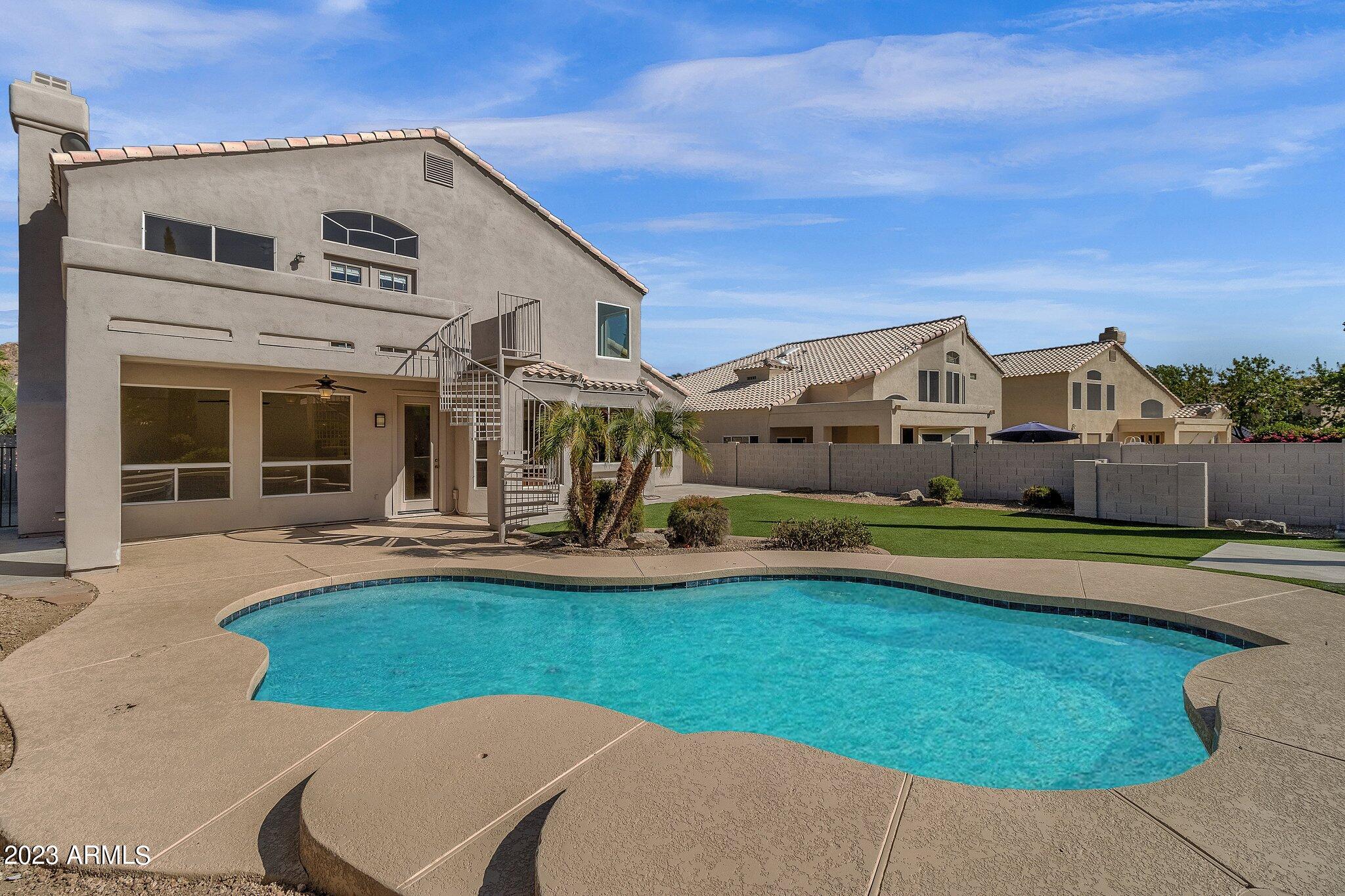 1212 E Rocky Slope Drive