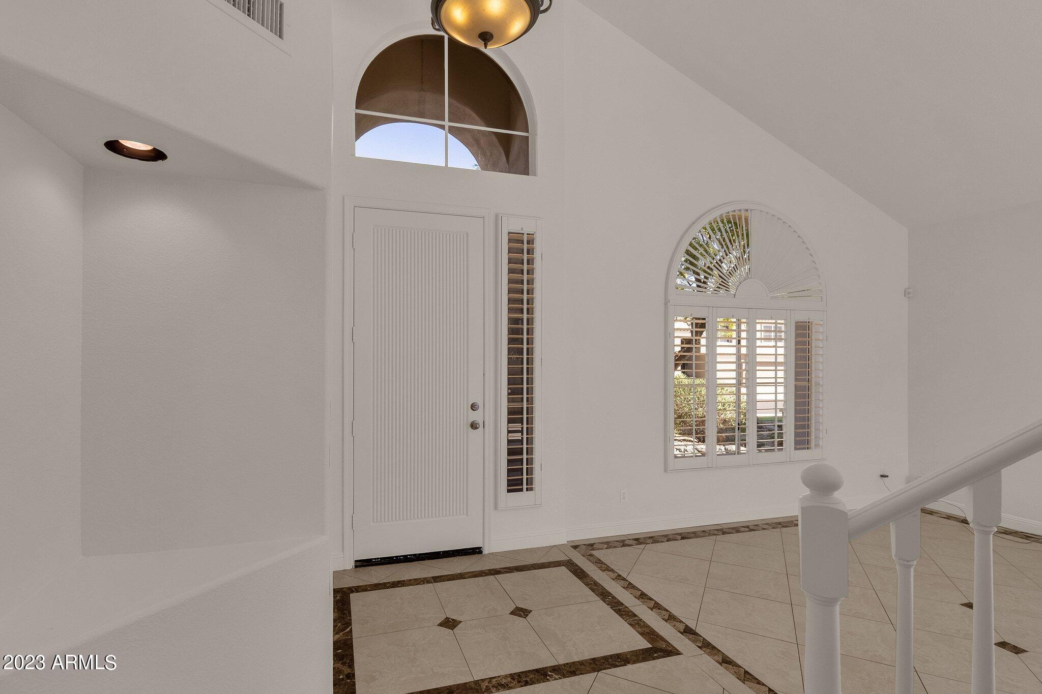 1212 E Rocky Slope Drive