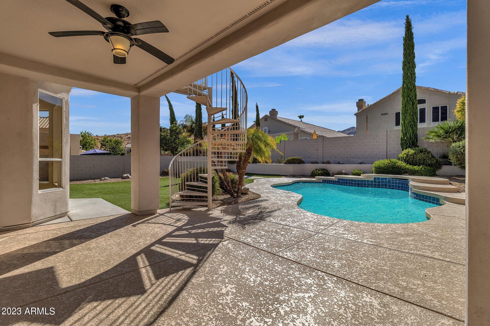 1212 E Rocky Slope Drive