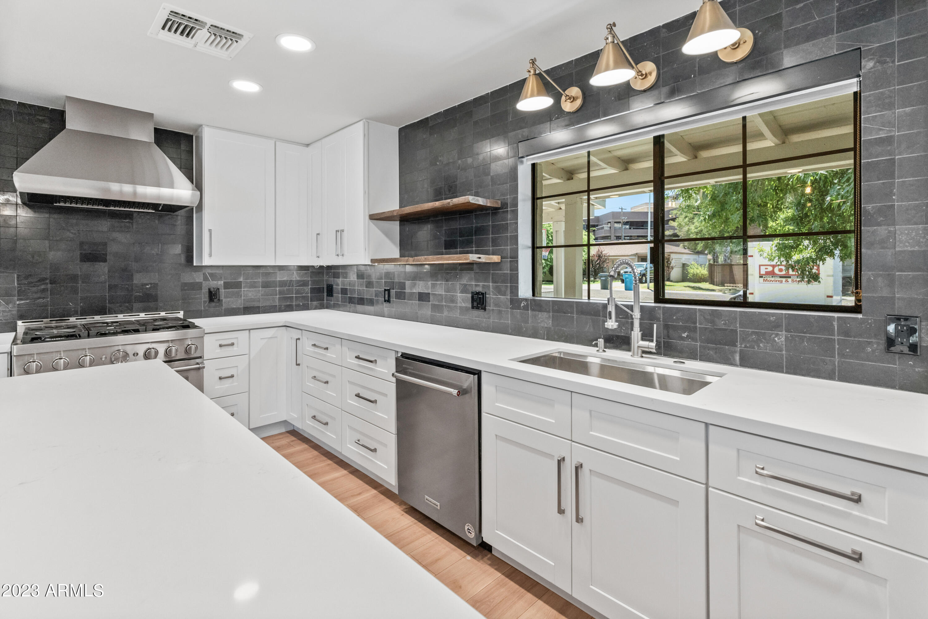 4302 E Catalina Drive