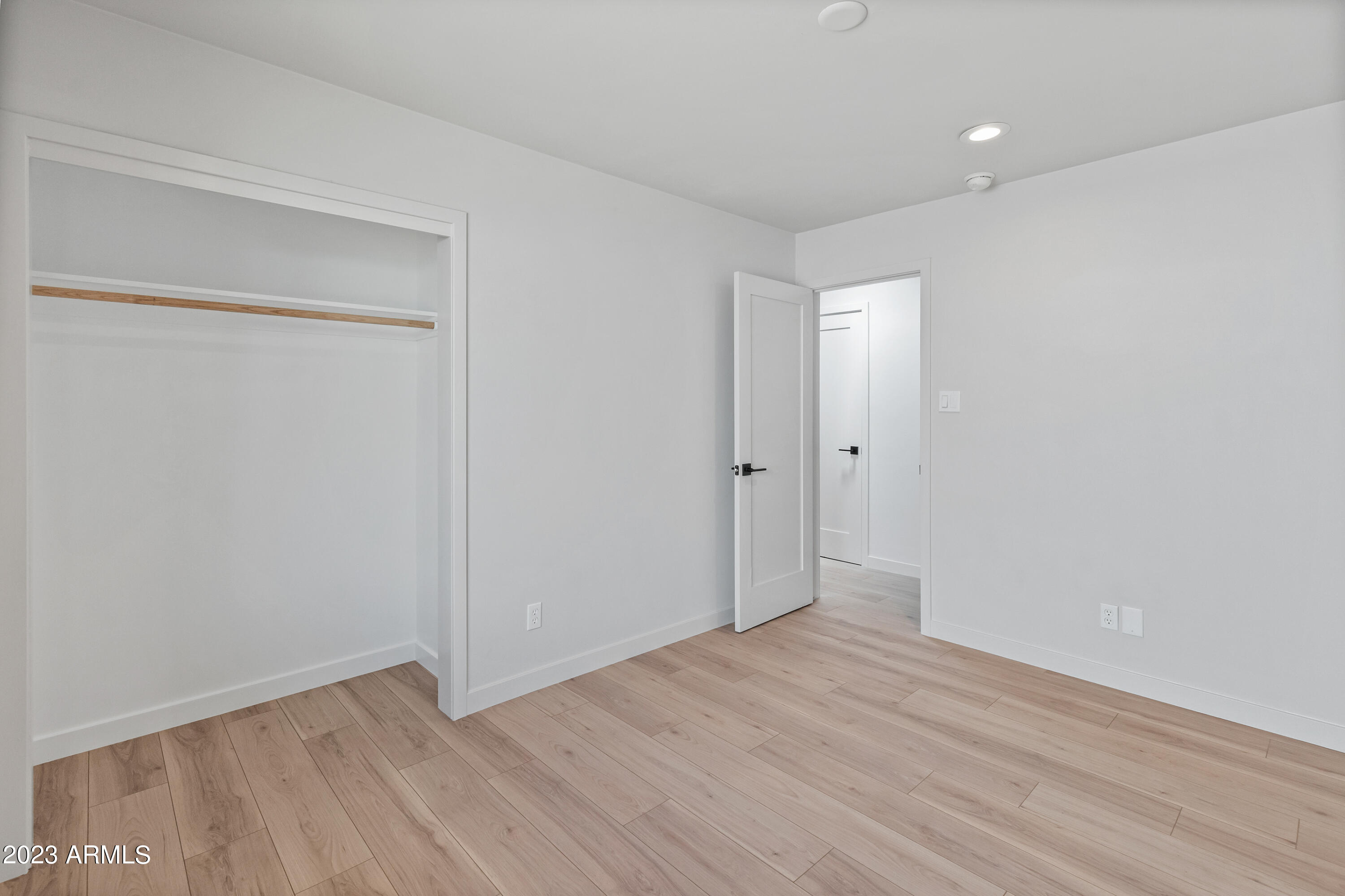 4302 E Catalina Drive