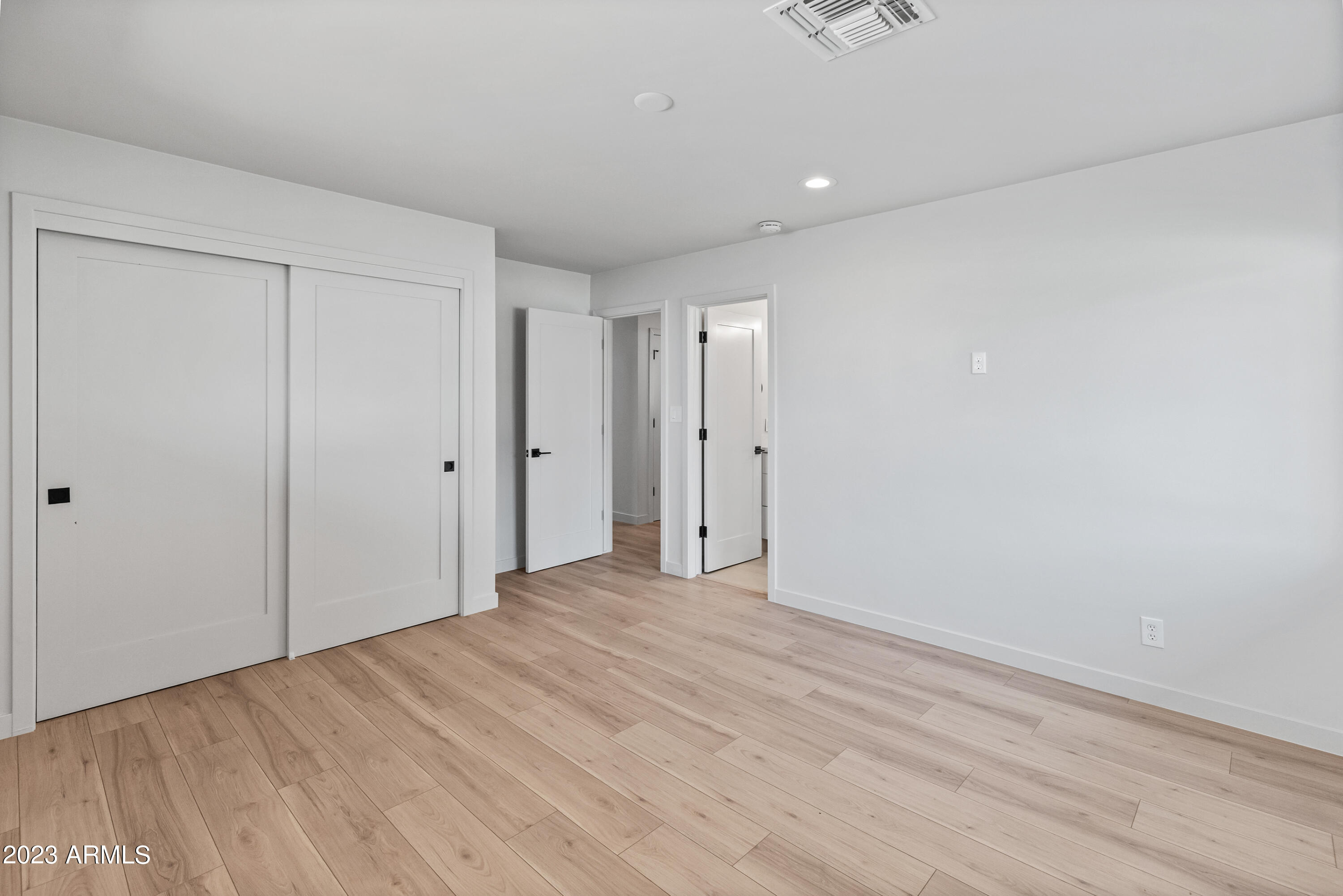 4302 E Catalina Drive