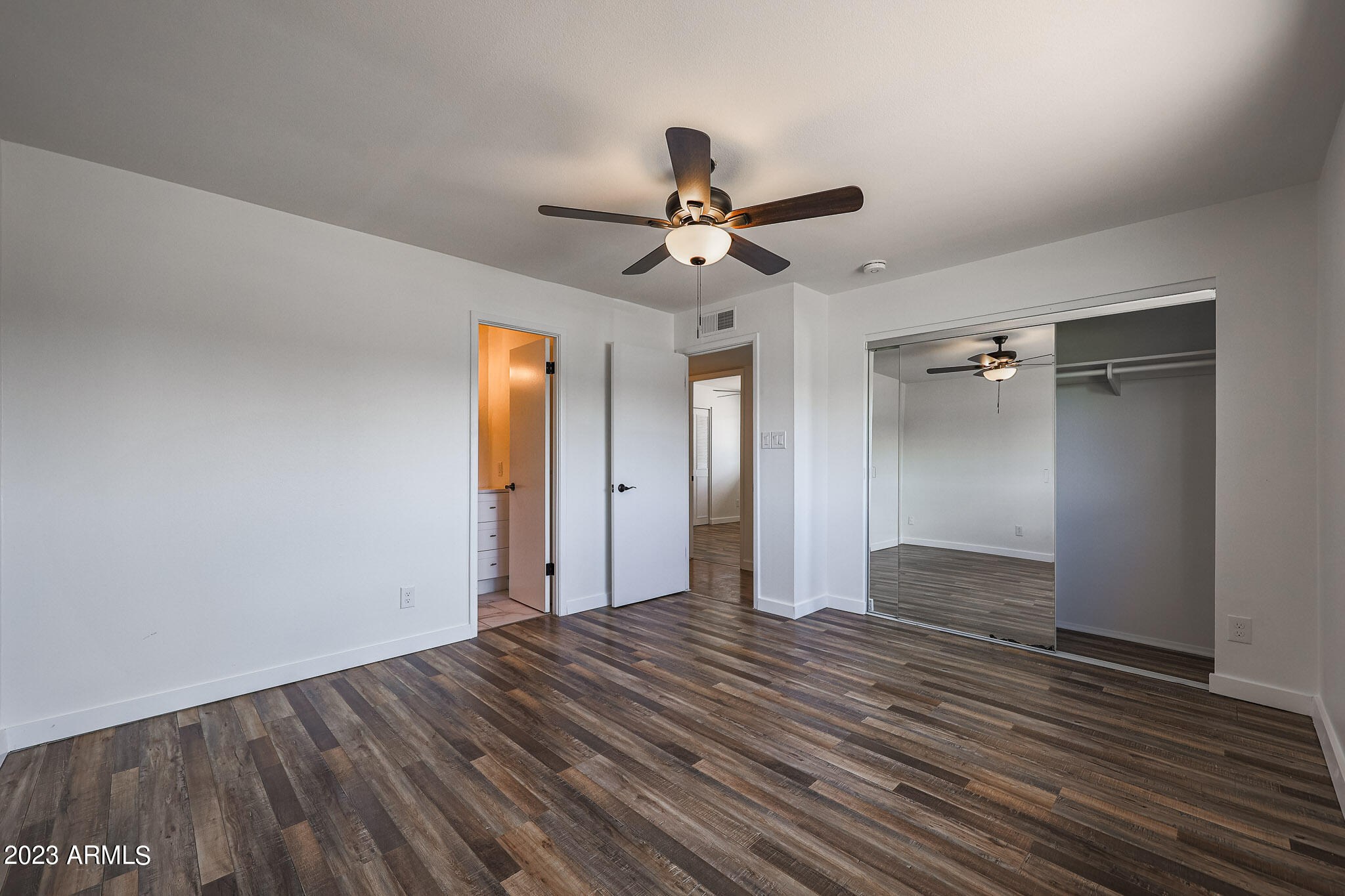 4518 W ROSE Lane