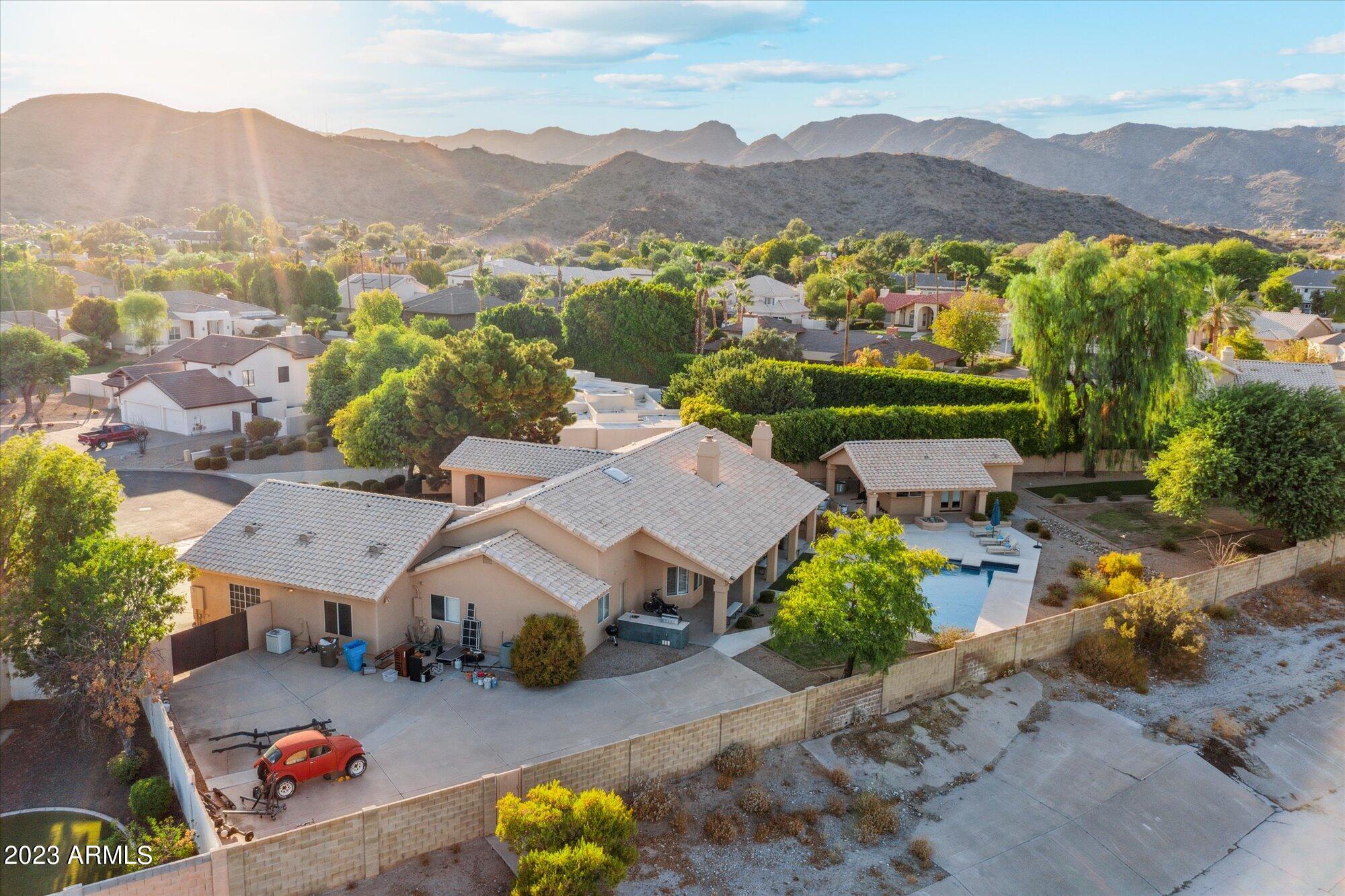 3406 E PIRO Court