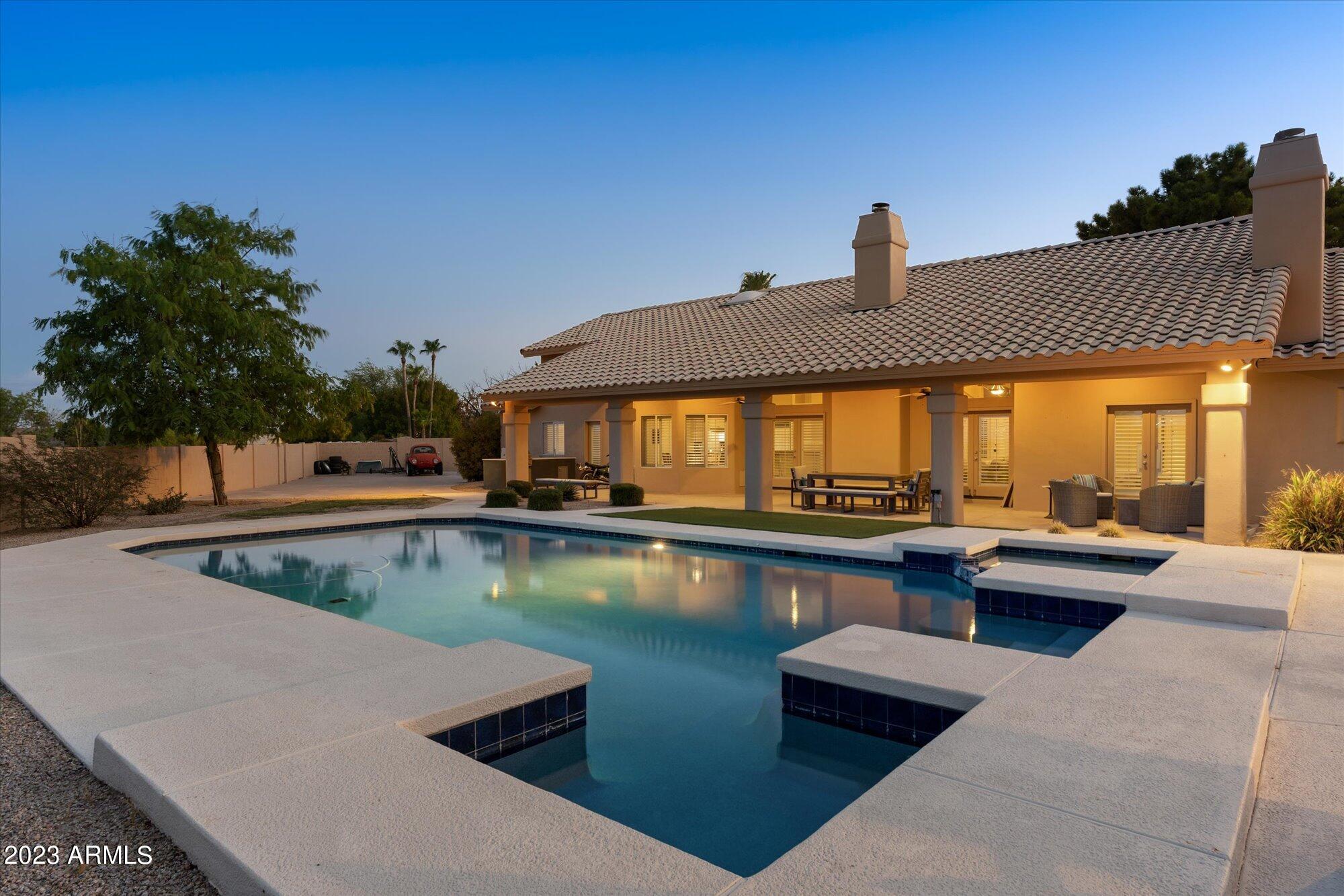 3406 E PIRO Court