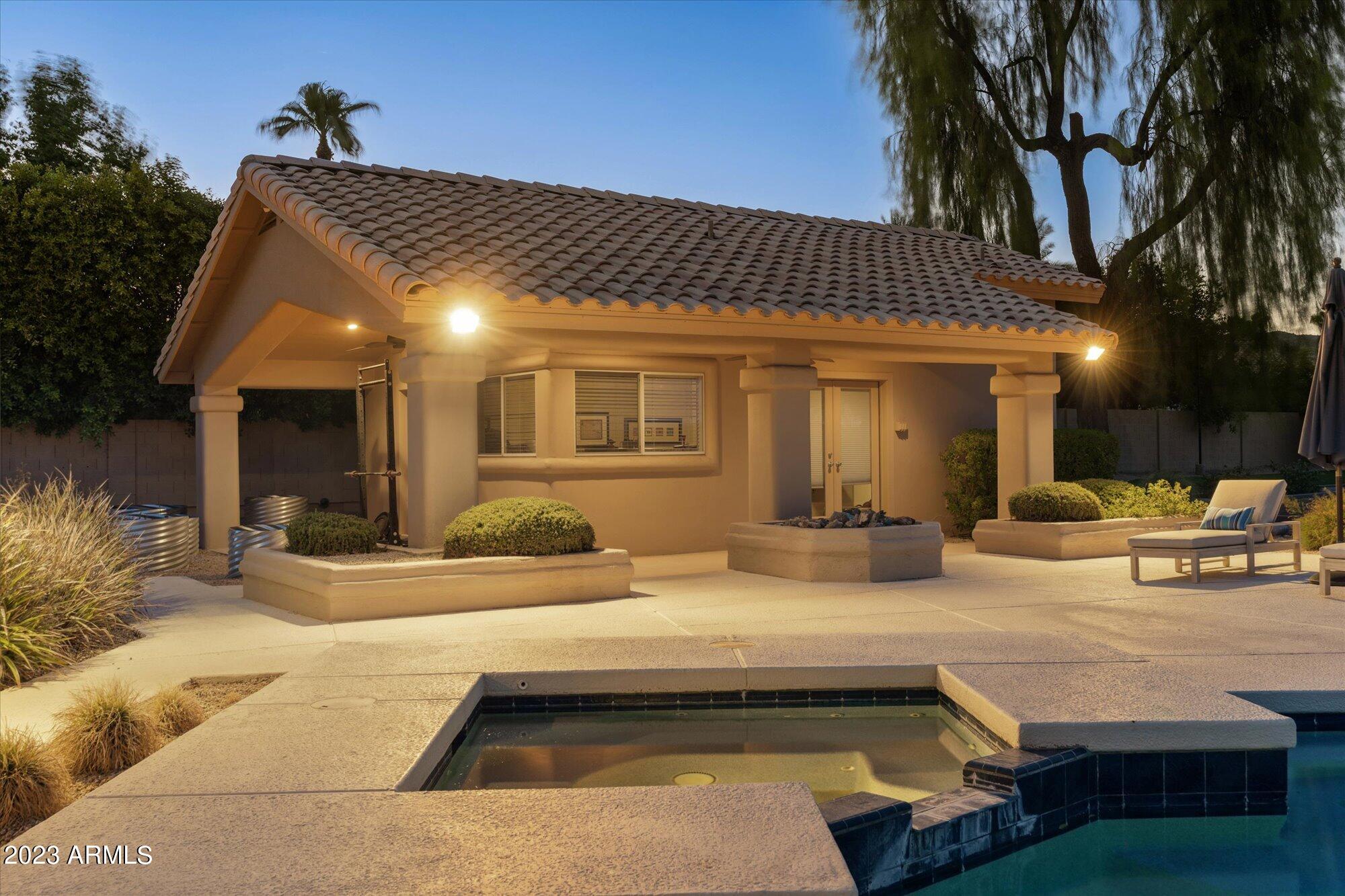 3406 E PIRO Court
