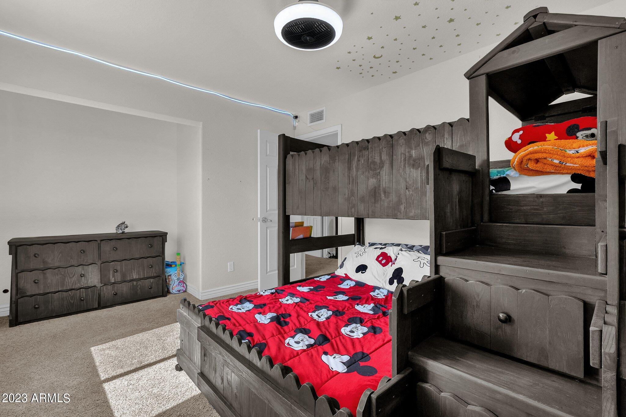 2678 W MONTGOMERY Drive