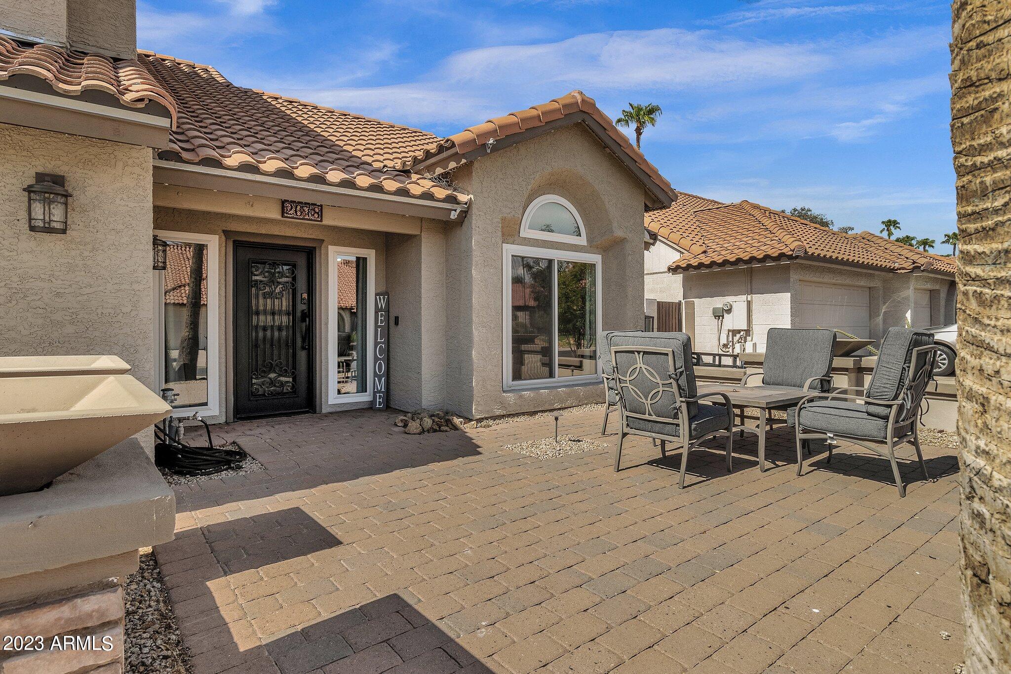 2678 W MONTGOMERY Drive