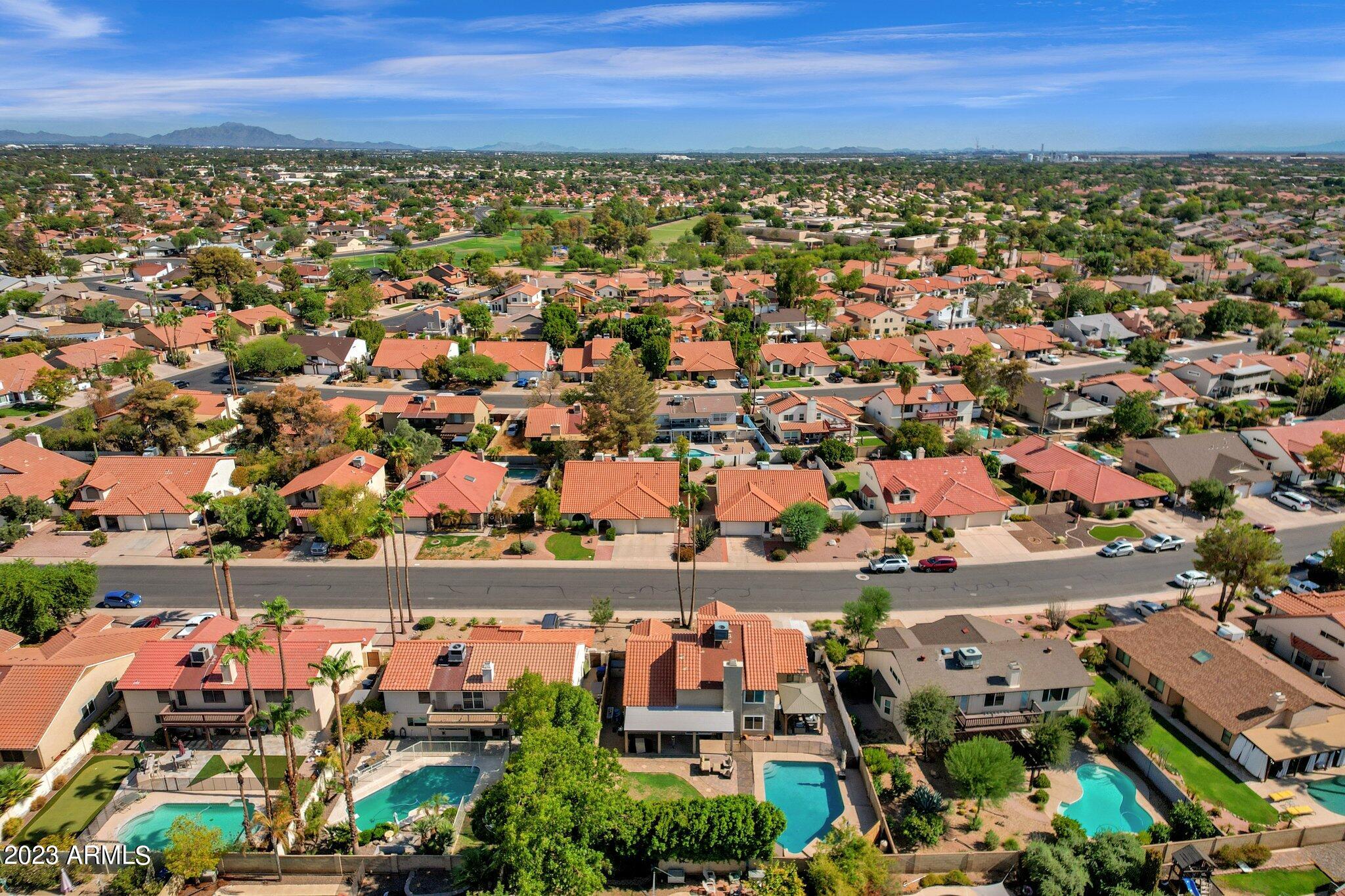 2678 W MONTGOMERY Drive