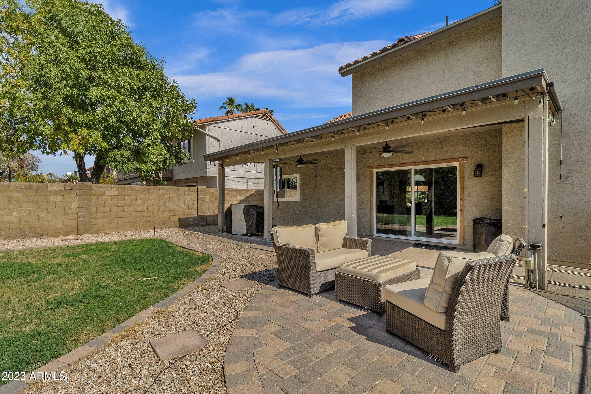 2678 W MONTGOMERY Drive