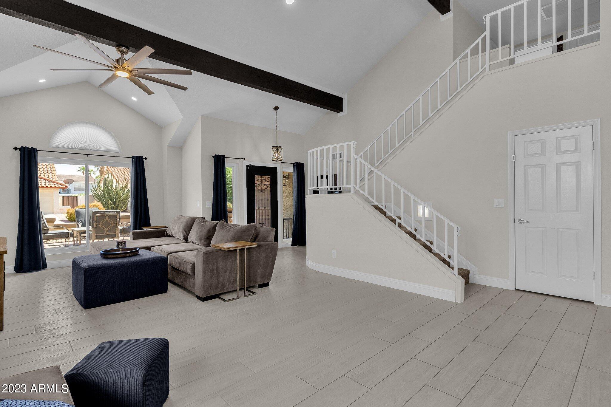 2678 W MONTGOMERY Drive