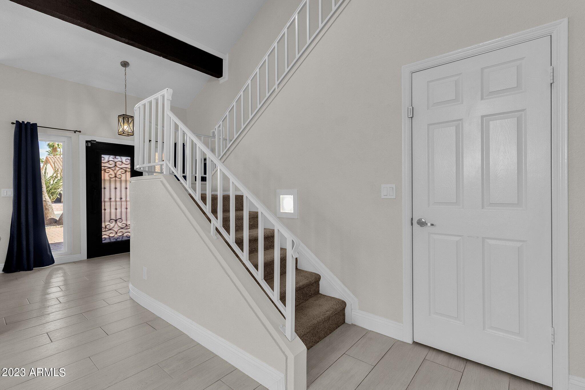 2678 W MONTGOMERY Drive