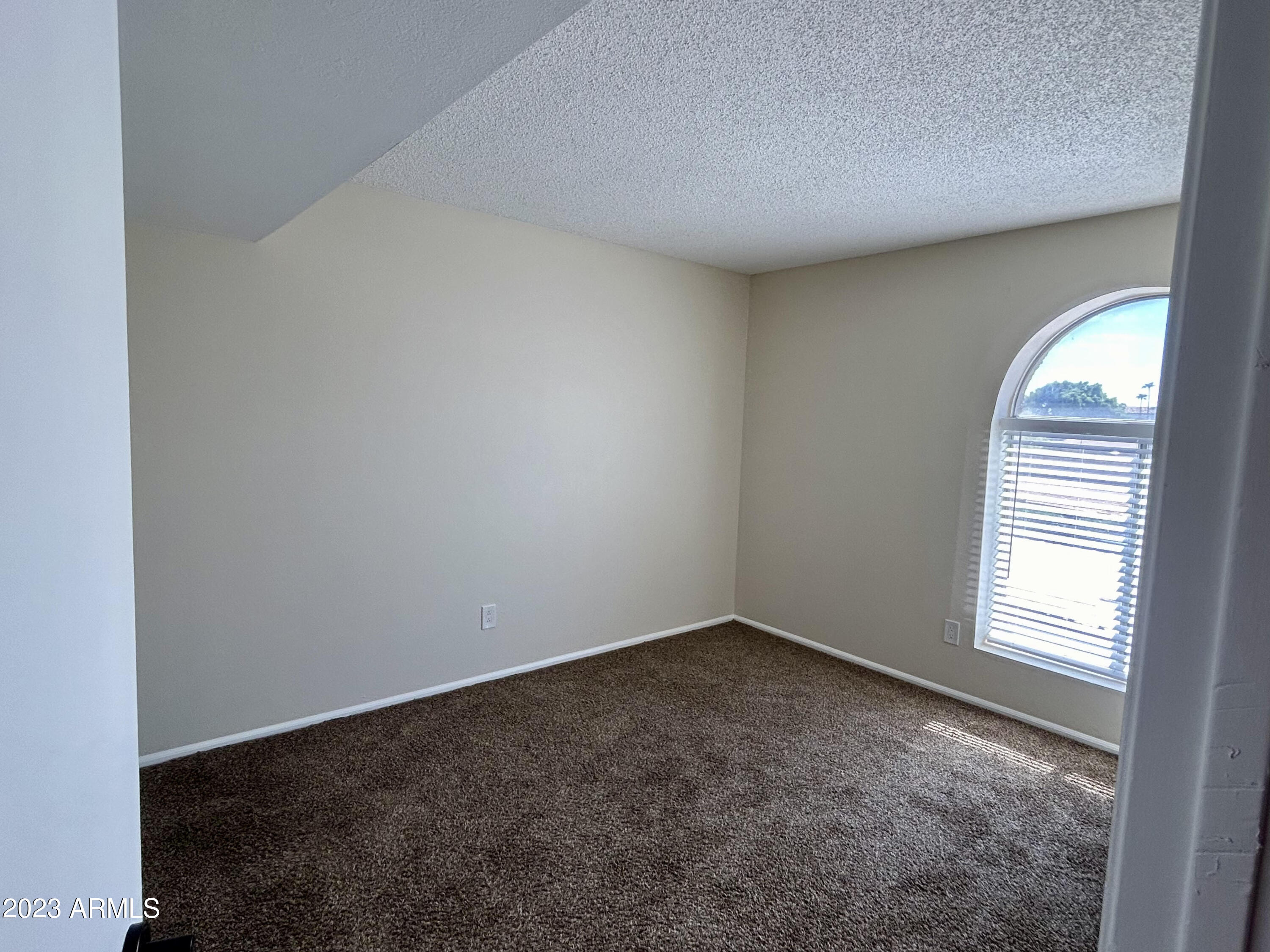 10610 S 48TH Street # 2086