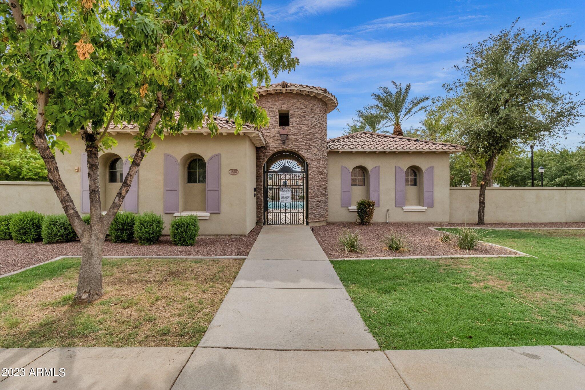 2660 S EQUESTRIAN Drive # 103