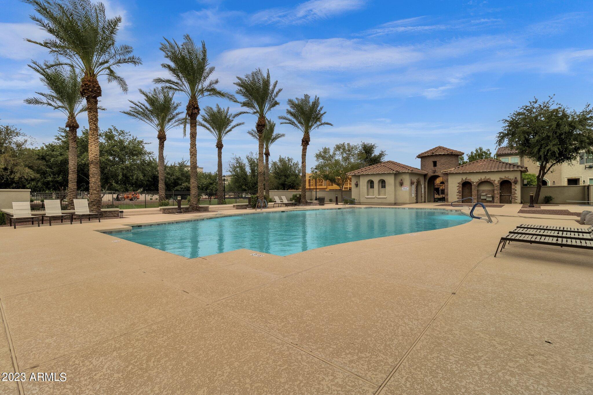 2660 S EQUESTRIAN Drive # 103