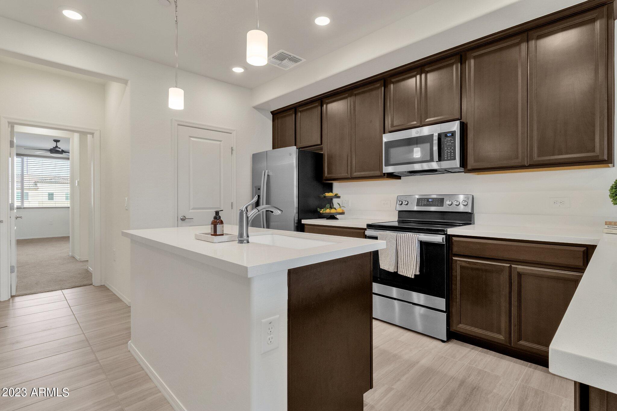 2660 S EQUESTRIAN Drive # 103