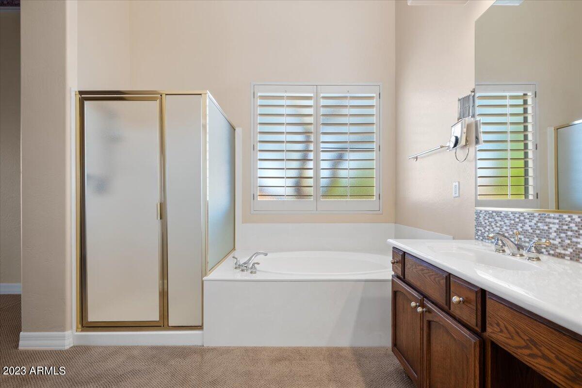 11007 N MESA VISTA Court