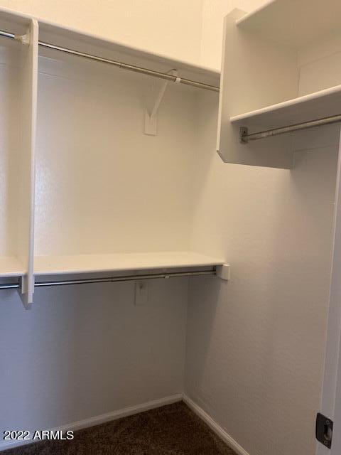 533 E ANGELINE Avenue