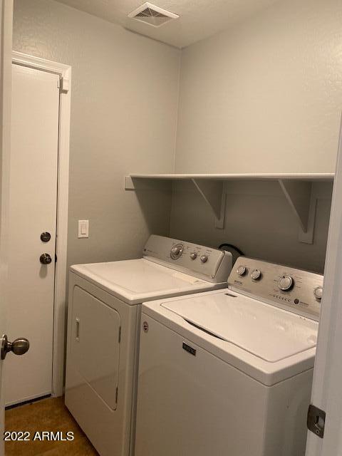 533 E ANGELINE Avenue