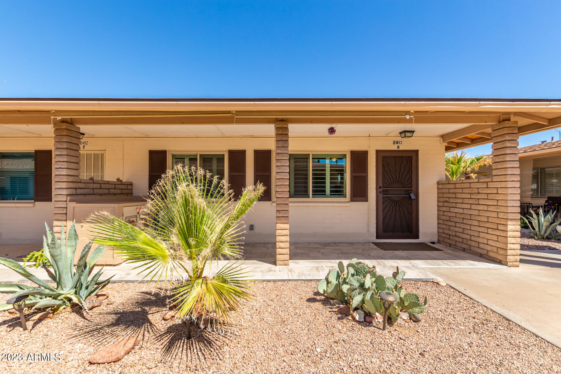 2452 E University Drive, 8