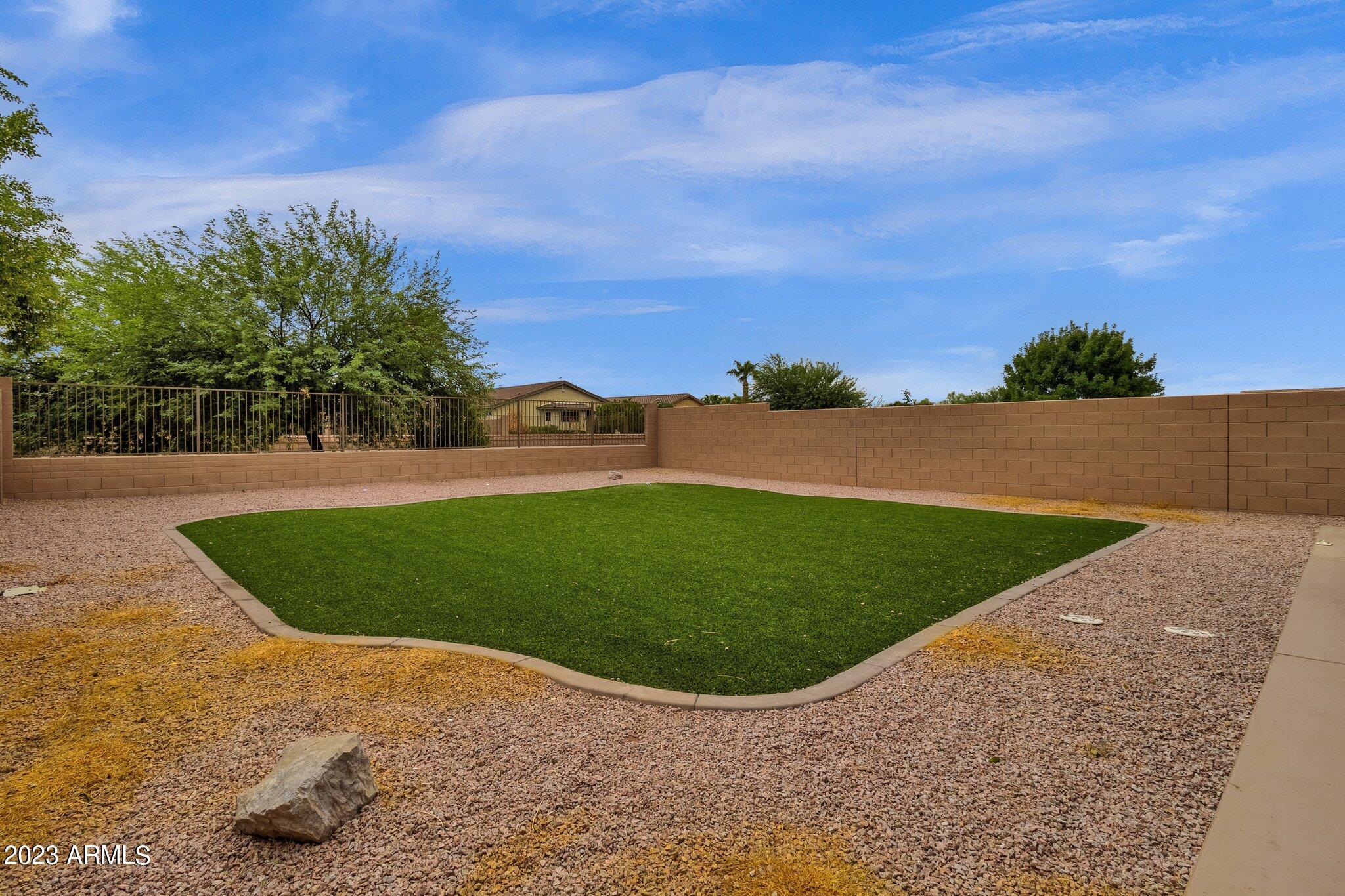 35755 N MIRANDESA Drive