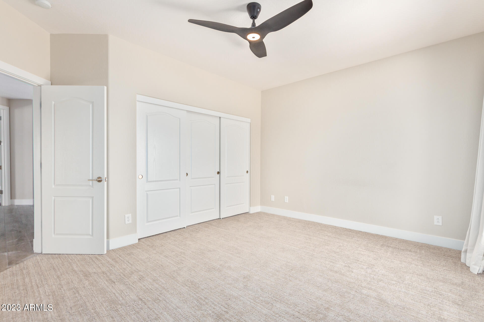 11204 N PHEASANT Plaza