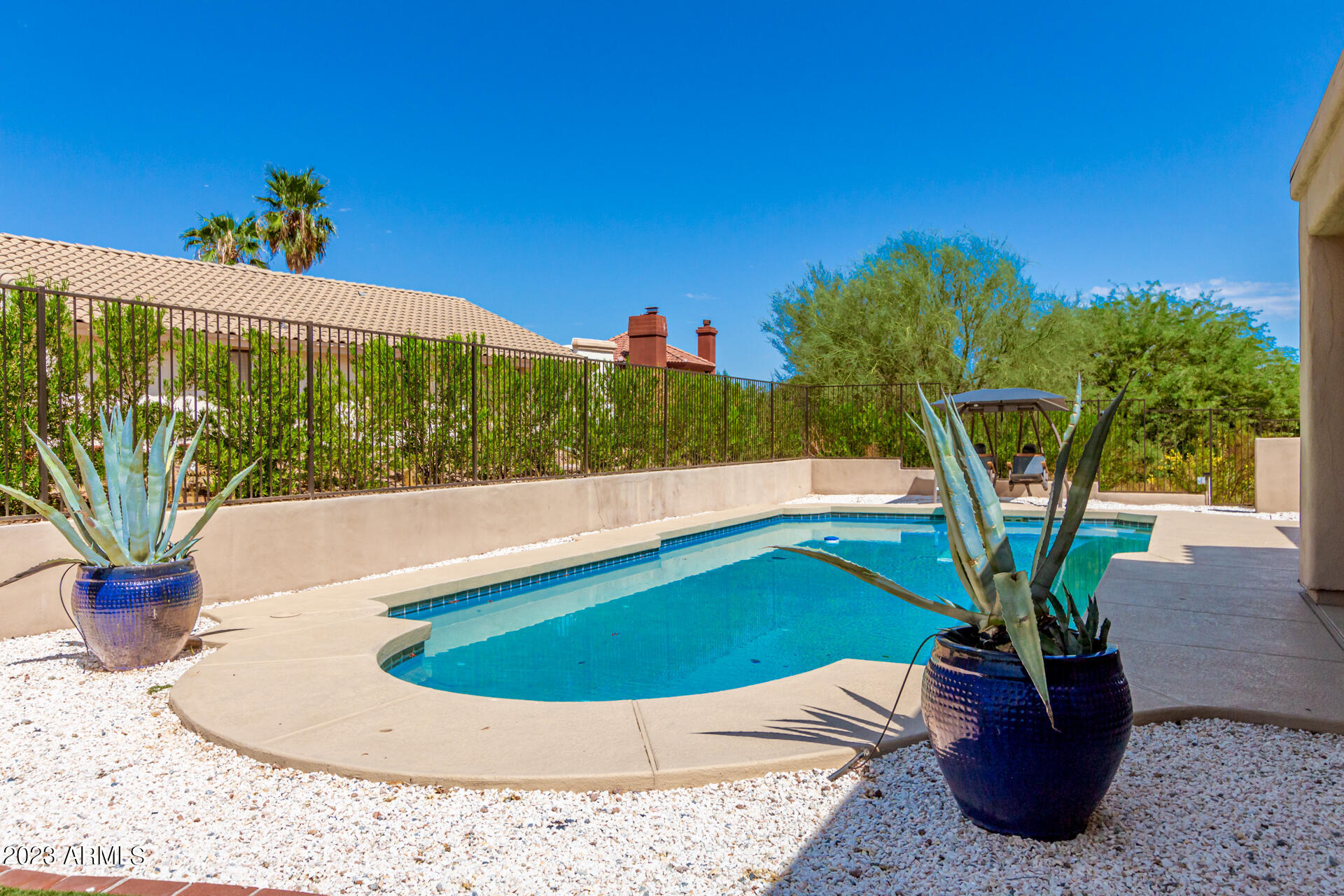 11204 N PHEASANT Plaza