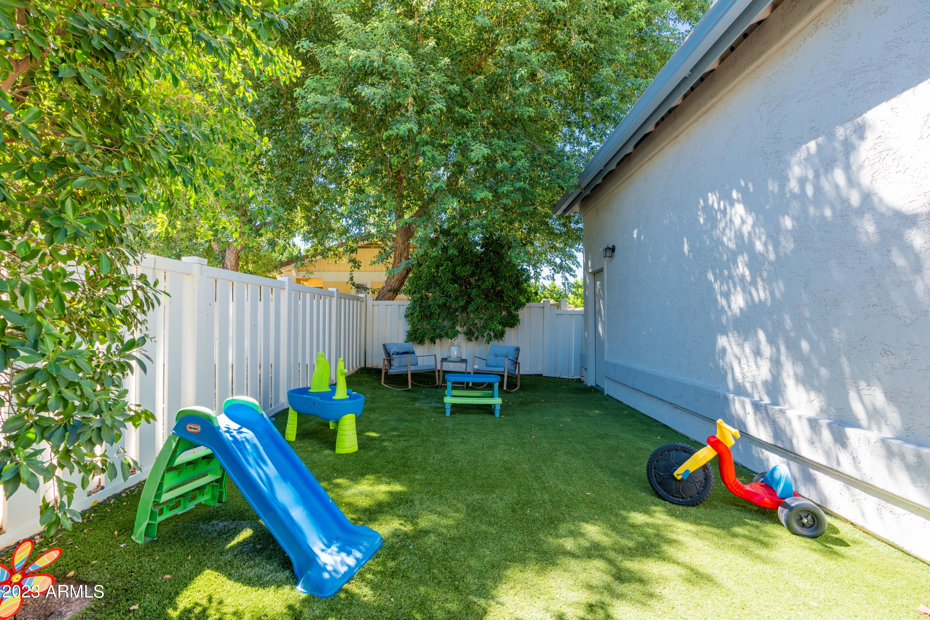2797 E VIRGINIA Street