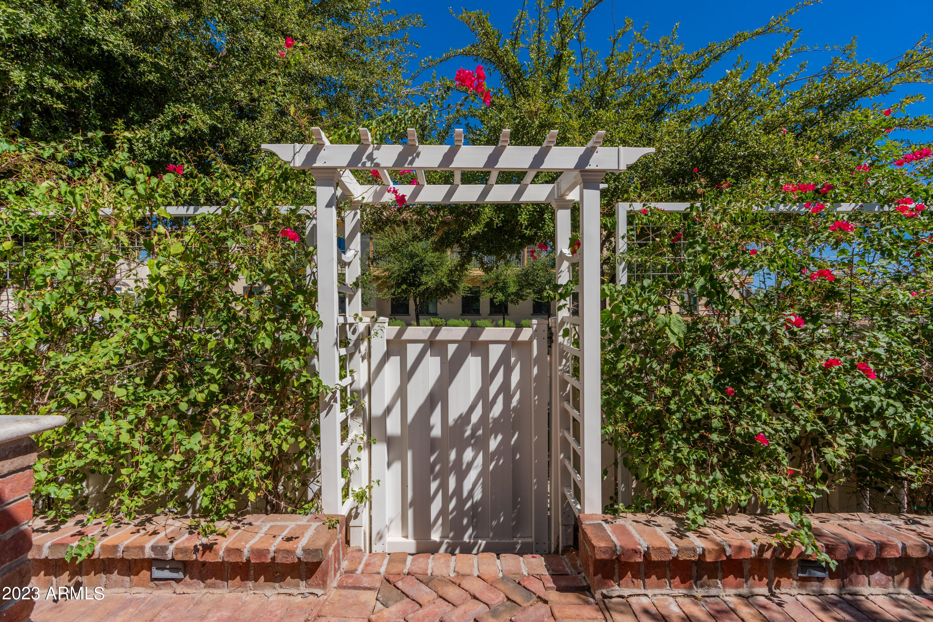 2797 E VIRGINIA Street