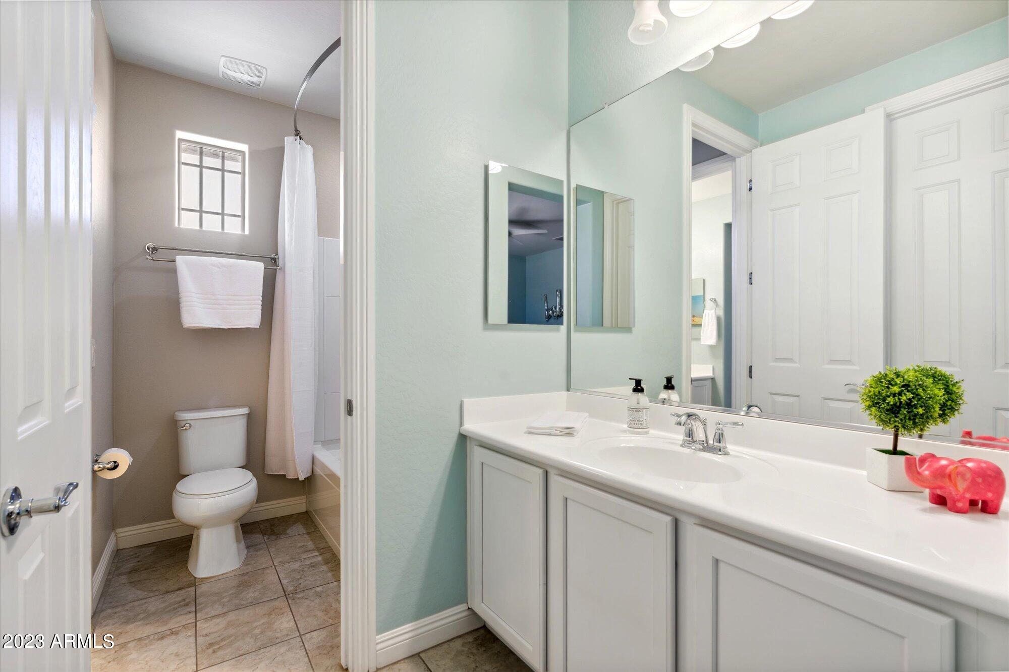 7408 E PORTOBELLO Avenue